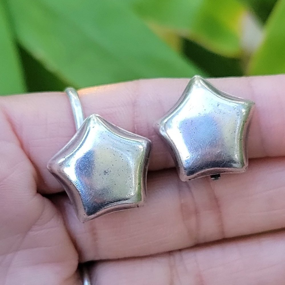 Vintage 925 sterling silver puffy star earrings